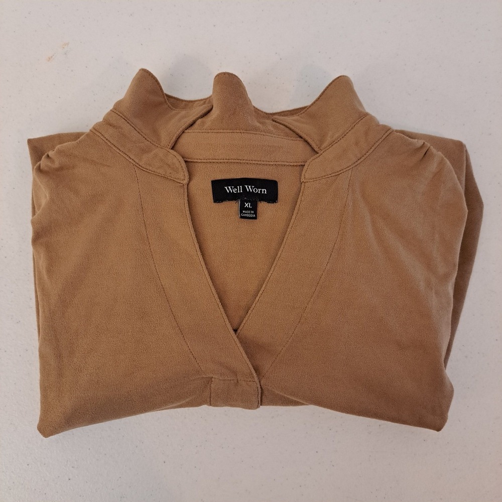 Well Worn Faux Suede Blouse Womens XL Tan Excellent Split Neck 900-255-B8
